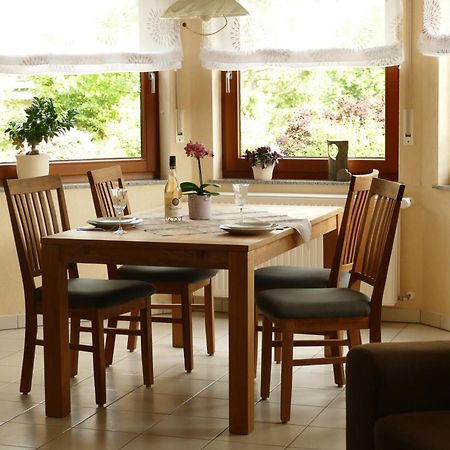 Ferienwohnung Basche Oberzissen エクステリア 写真